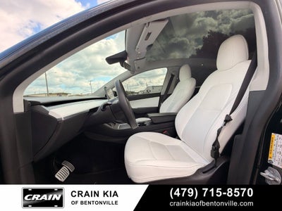2022 Tesla Model Y Performance - AWD / CLEAN CARFAX / WHITE INTERIOR