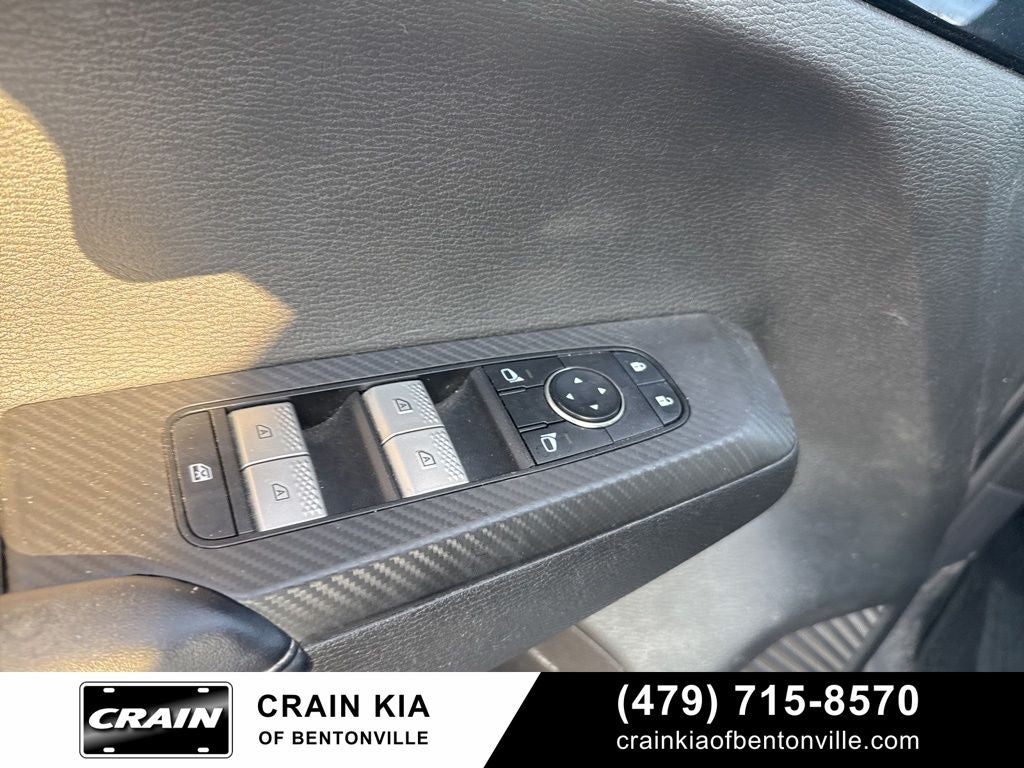 2022 Mitsubishi Outlander SE - 4WD / CLEAN CARFAX