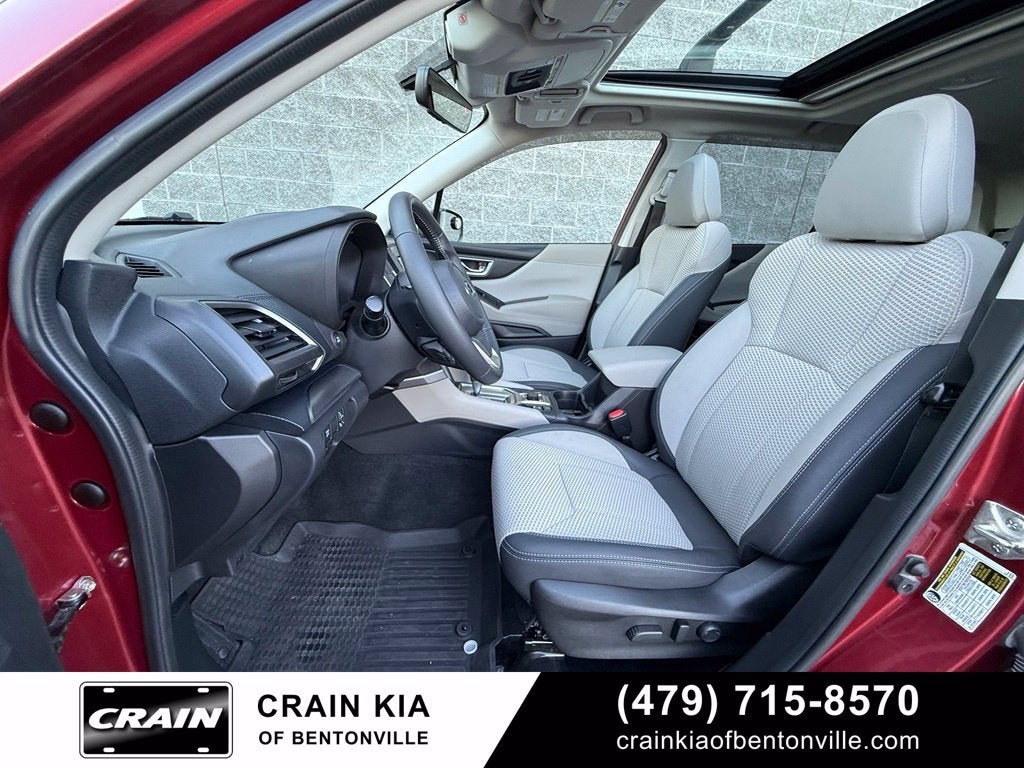 2021 Subaru Forester Premium - AWD / CLEAN CARFAX / PANORAMIC SUNROOF