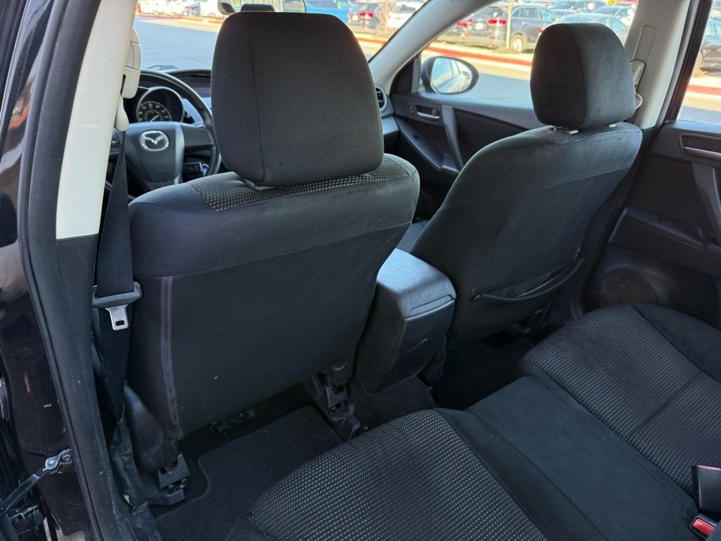 2012 Mazda Mazda3 i Sport - CLEAN CARFAX