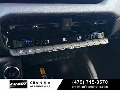 2024 Toyota Land Cruiser Base - 4WD / SUNROOF / ONE OWNER