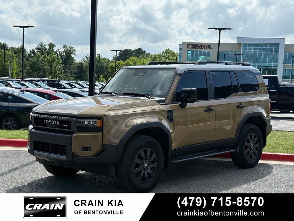 2024 Toyota Land Cruiser Base - 4WD / SUNROOF / ONE OWNER