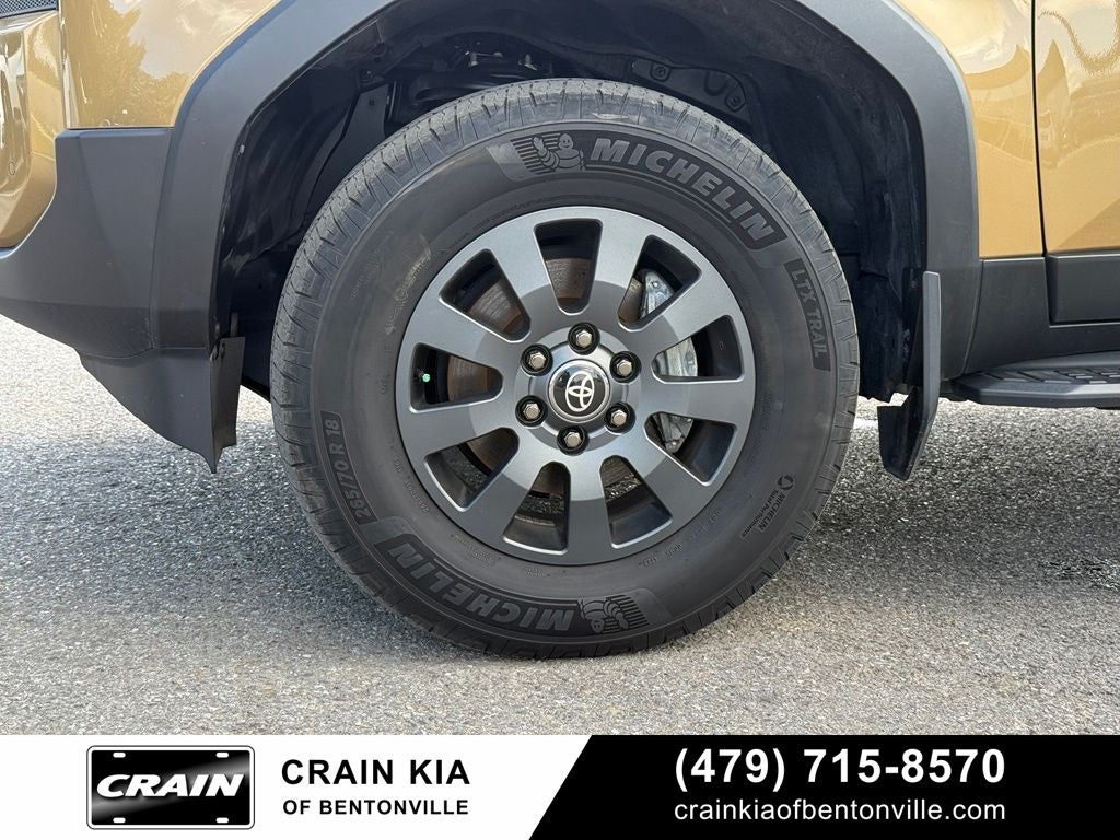 2024 Toyota Land Cruiser Base - 4WD / SUNROOF / ONE OWNER