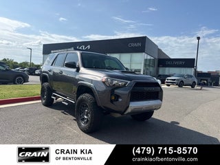 2018 Toyota 4Runner TRD Off-Road - LIFTED! / 4WD / CLEAN CARFAX
