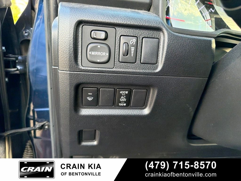 2019 Toyota 4Runner TRD Off-Road - 4WD / CLEAN CARFAX / ONE OWNER