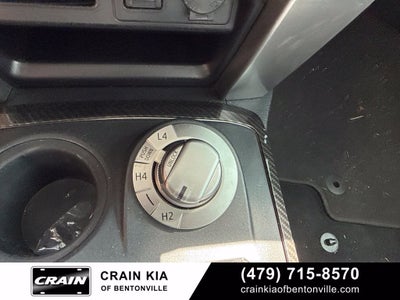 2018 Toyota 4Runner SR5 - 4WD / CLEAN CARFAX