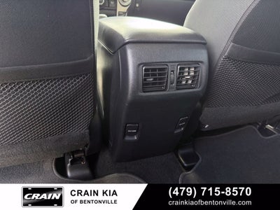 2018 Toyota 4Runner SR5 - 4WD / CLEAN CARFAX