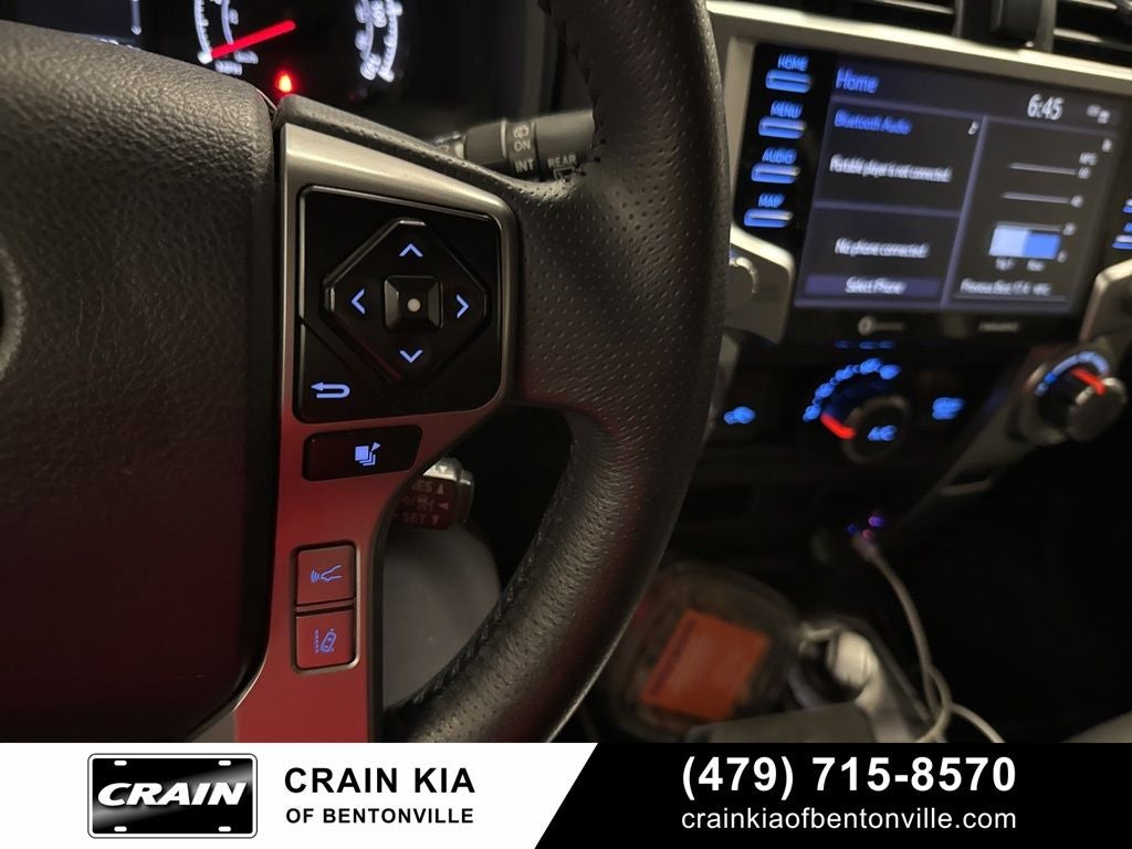 2023 Toyota 4Runner SR5 - 4WD / LIFTED! / 3RD ROW