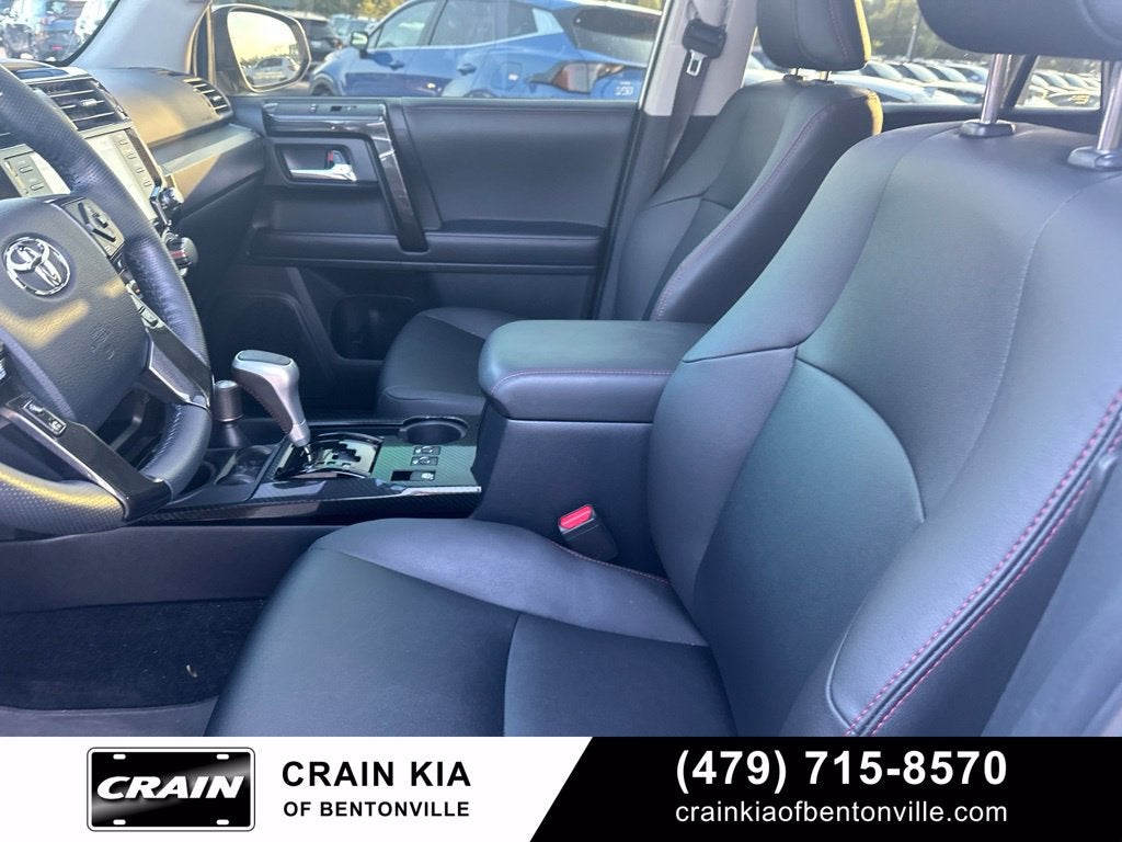 2024 Toyota 4Runner TRD Off-Road Premium - 4WD / SUNROOF / ONE OWNER