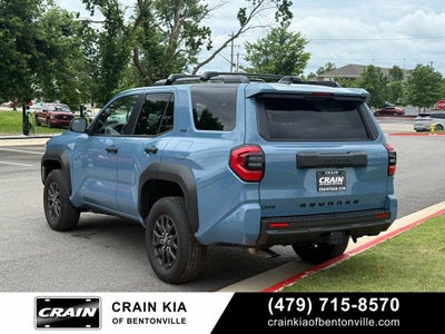 2025 Toyota 4Runner SR5 - 4WD / CLEAN CARFAX / ONE OWNER