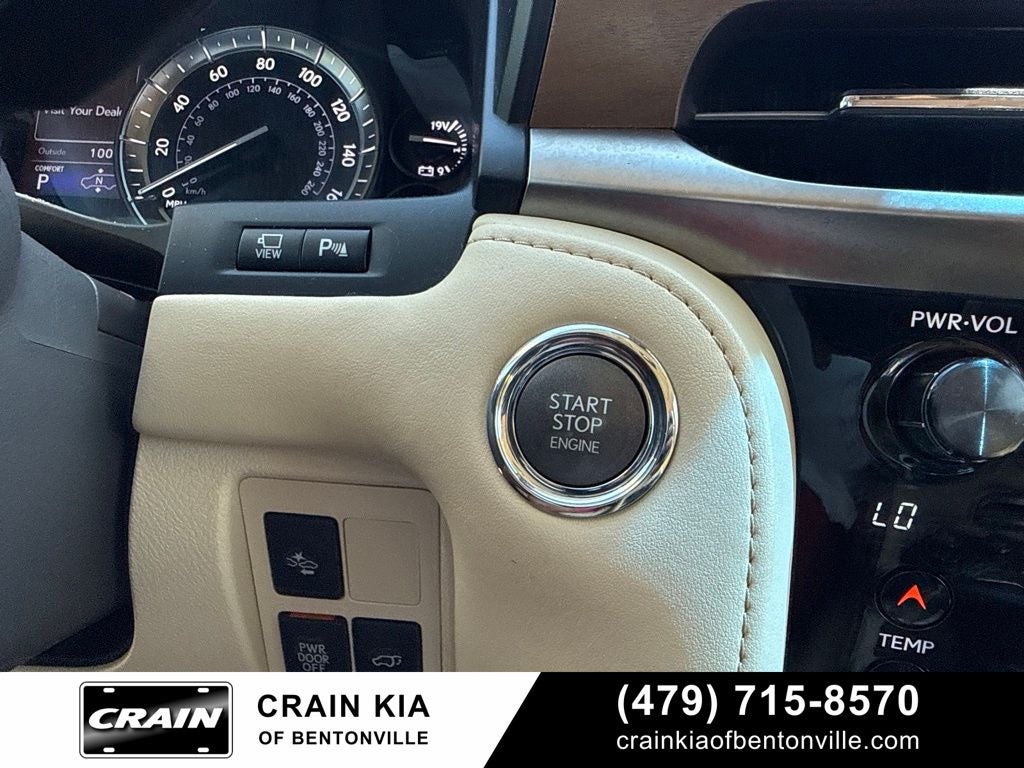 2016 Lexus LX 570 - 4WD / SUNROOF