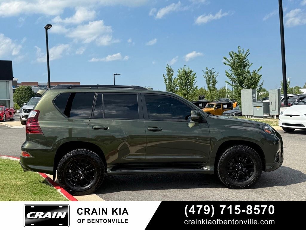 2022 Lexus GX 460 Luxury - Black Line Special Edition / NORI GREEN