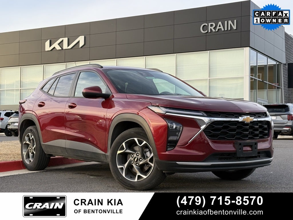 2025 Chevrolet Trax LT - CLEAN CARFAX / ONE OWNER
