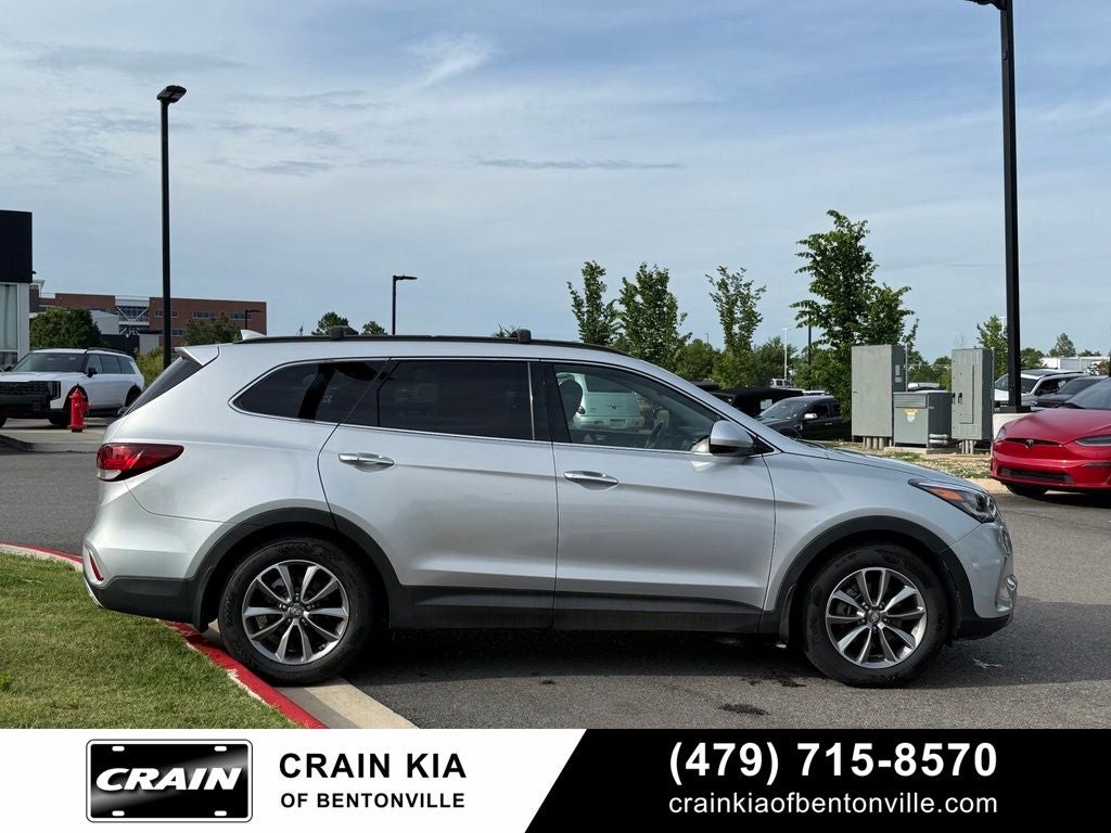 2018 Hyundai Santa Fe SE