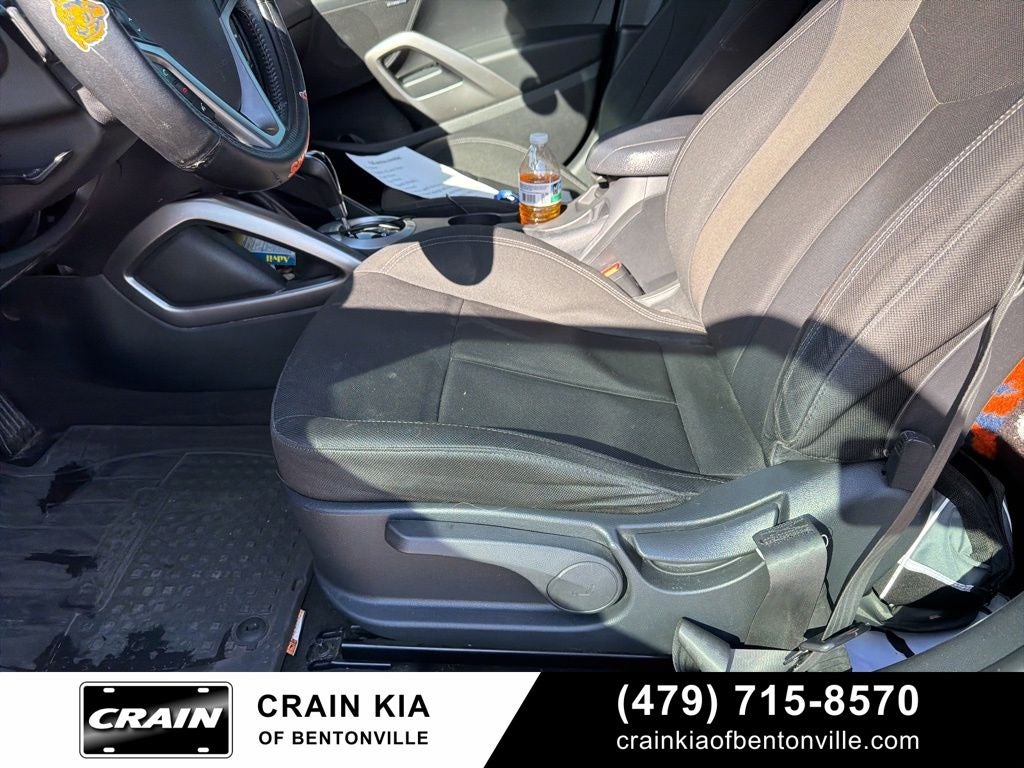 2017 Hyundai Veloster Value Edition - SUNROOF