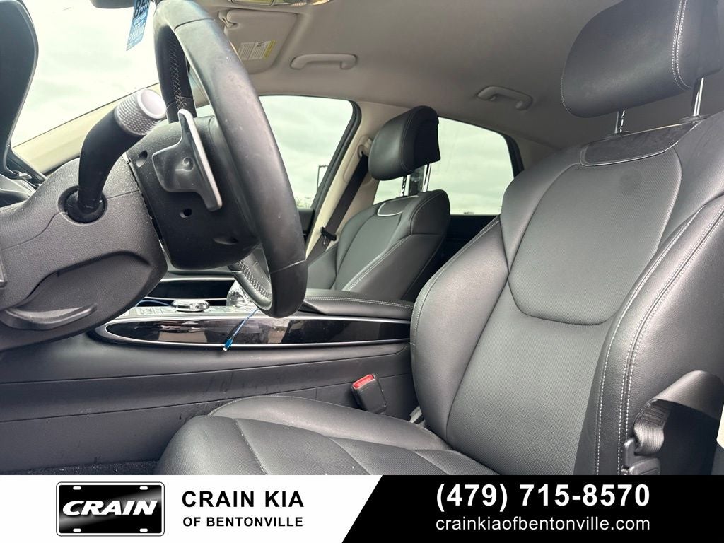 2022 Genesis GV70 2.5T - AWD / CLEAN CARFAX
