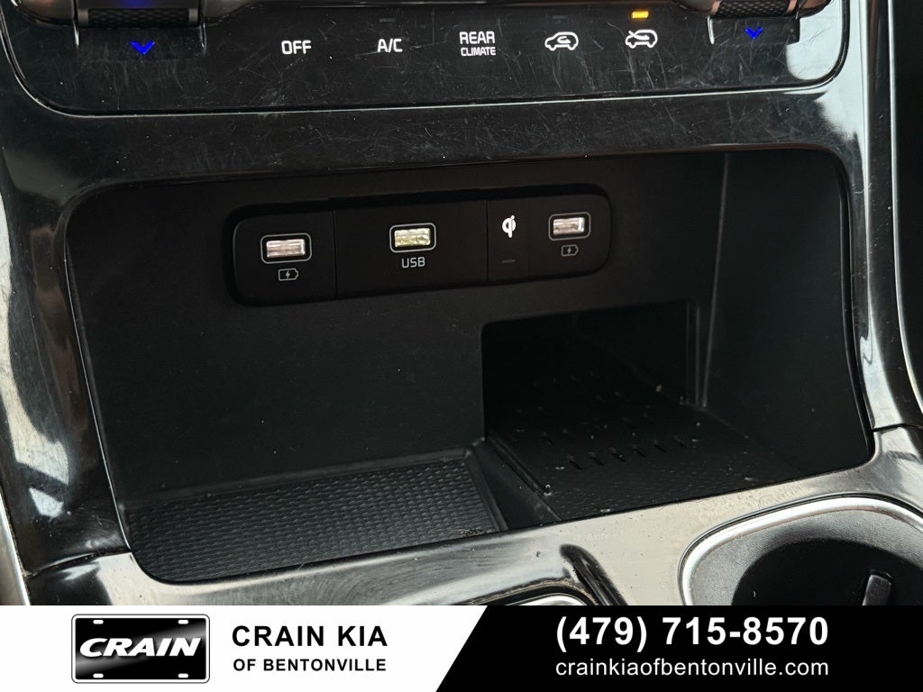 2022 Kia Carnival SX - DUAL SCREEN DVD