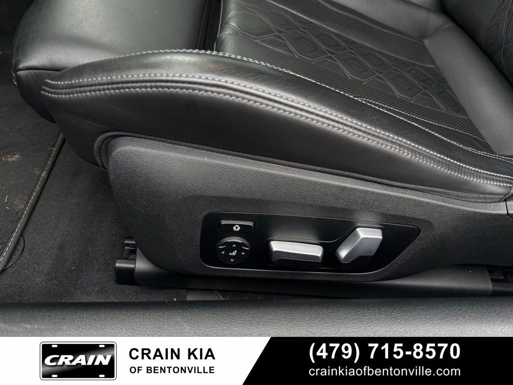 2020 BMW M8 Base - AWD / CLEAN CARFAX