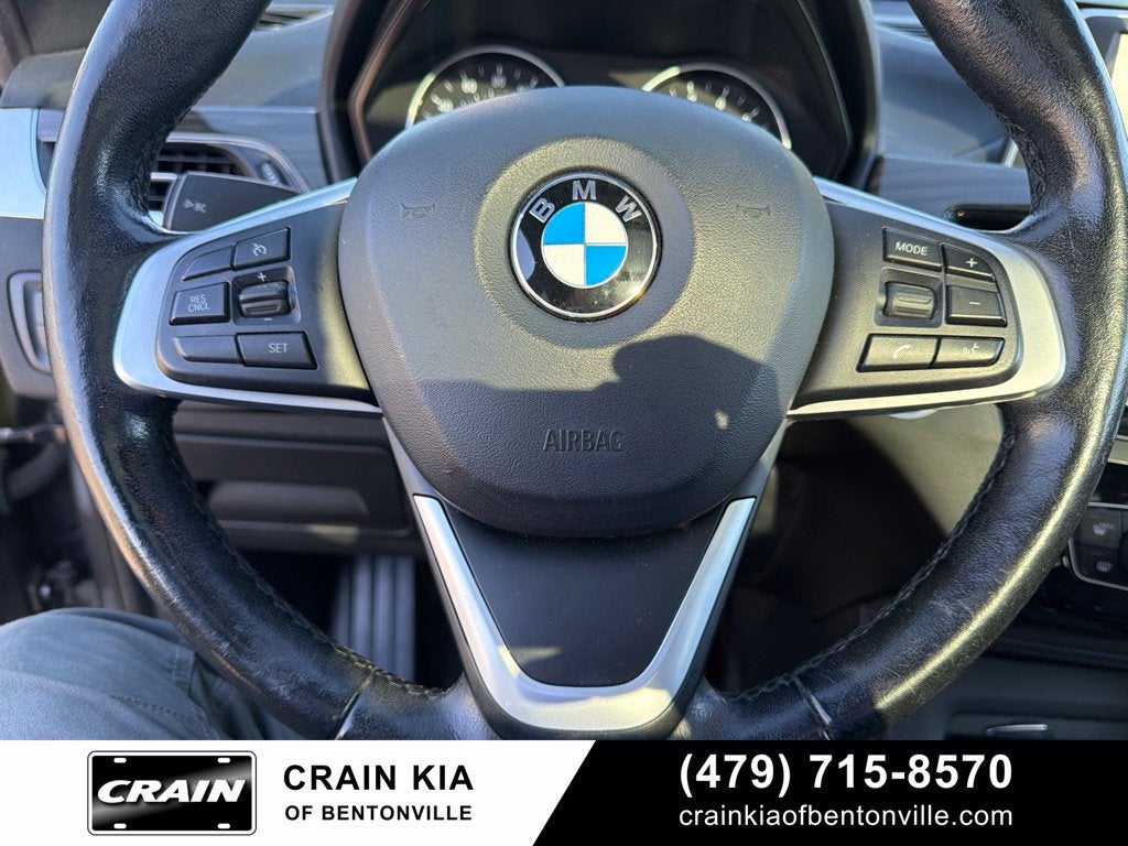 2017 BMW X1 sDrive28i - PANORAMIC SUNROOF