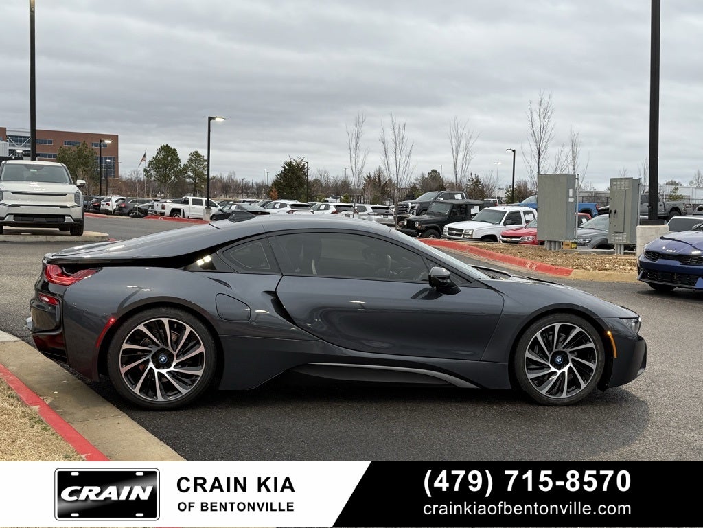 2017 BMW i8 Base - CLEAN CARFAX
