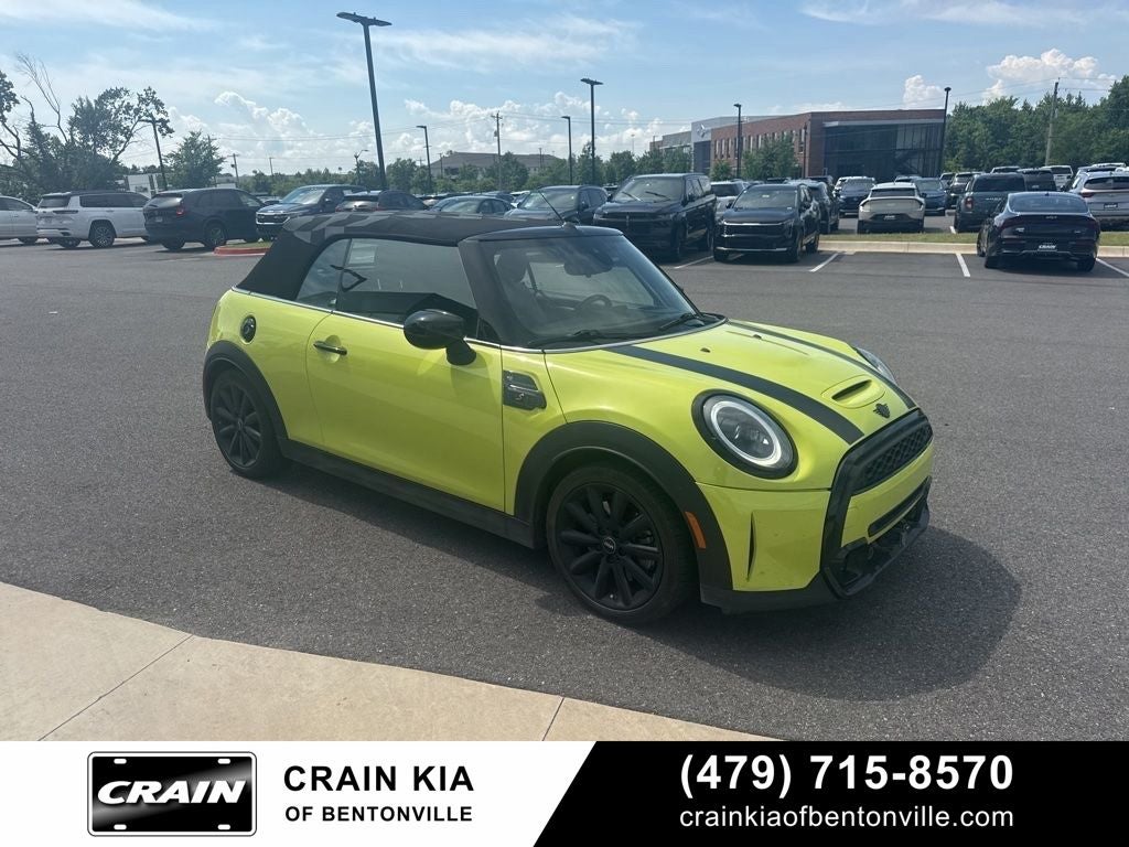 2022 MINI Cooper S Signature - CONVERTIBLE / CARFAX ONE OWNER