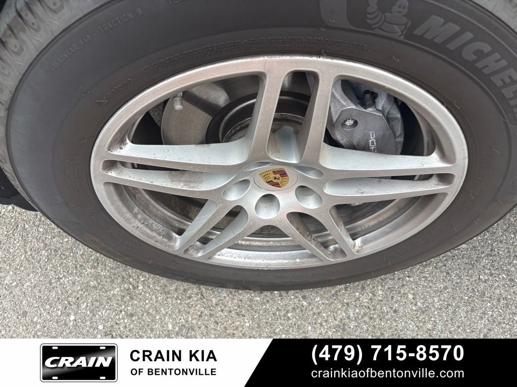 2021 Porsche Macan Base - AWD / PANORAMIC SUNROOF / CLEAN CARFAX