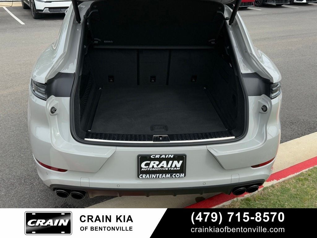 2024 Porsche Cayenne Coupe S - AWD / PANORAMIC SUNROOF / ONE OWNER