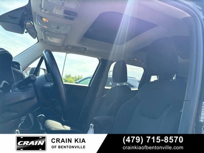 2017 Jeep Renegade Latitude - 4WD / CLEAN CARFAX / DUAL SUNROOF