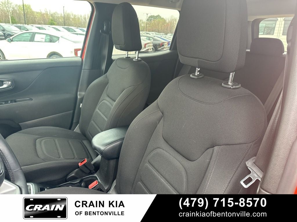 2021 Jeep Renegade Latitude - 4WD / CLEAN CARFAX