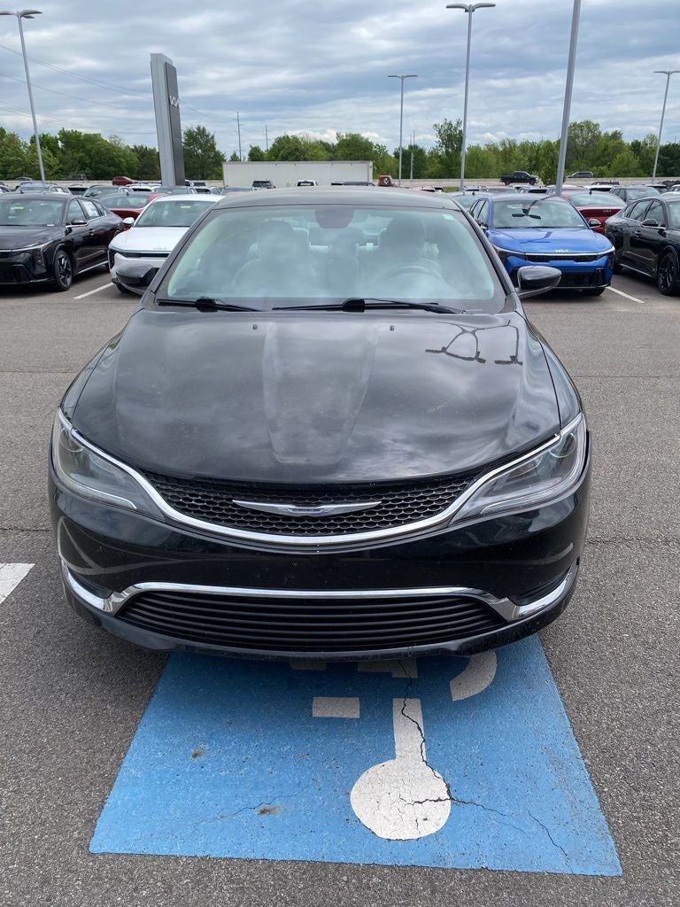 2015 Chrysler 200 Limited