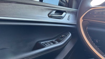 2024 Jeep Grand Cherokee L Limited 4X4 / HEATED SEATS / TOW PACK / HEATED SEATS