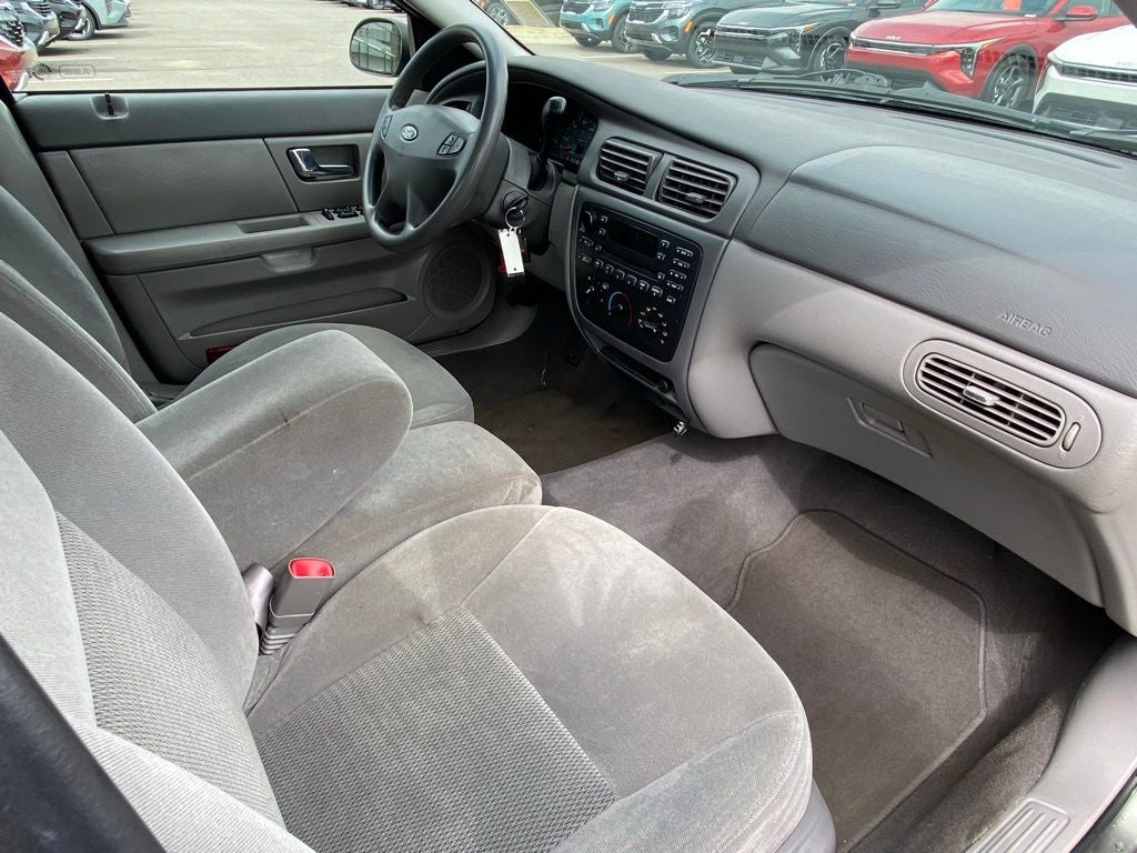 2003 Ford Taurus SES