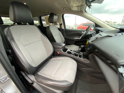 2017 Ford Escape SE FWD / DUAL ZONE AC