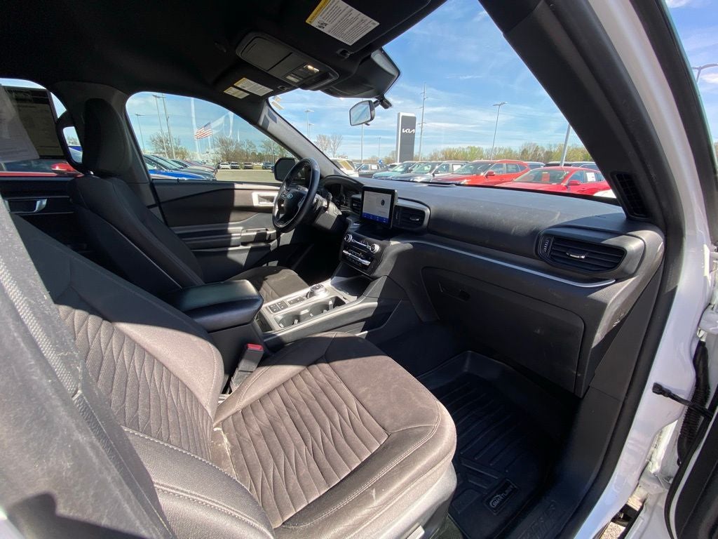 2020 Ford Explorer XLT CLEAN CARFAX / 3RD ROW / POWER LIFTGATE