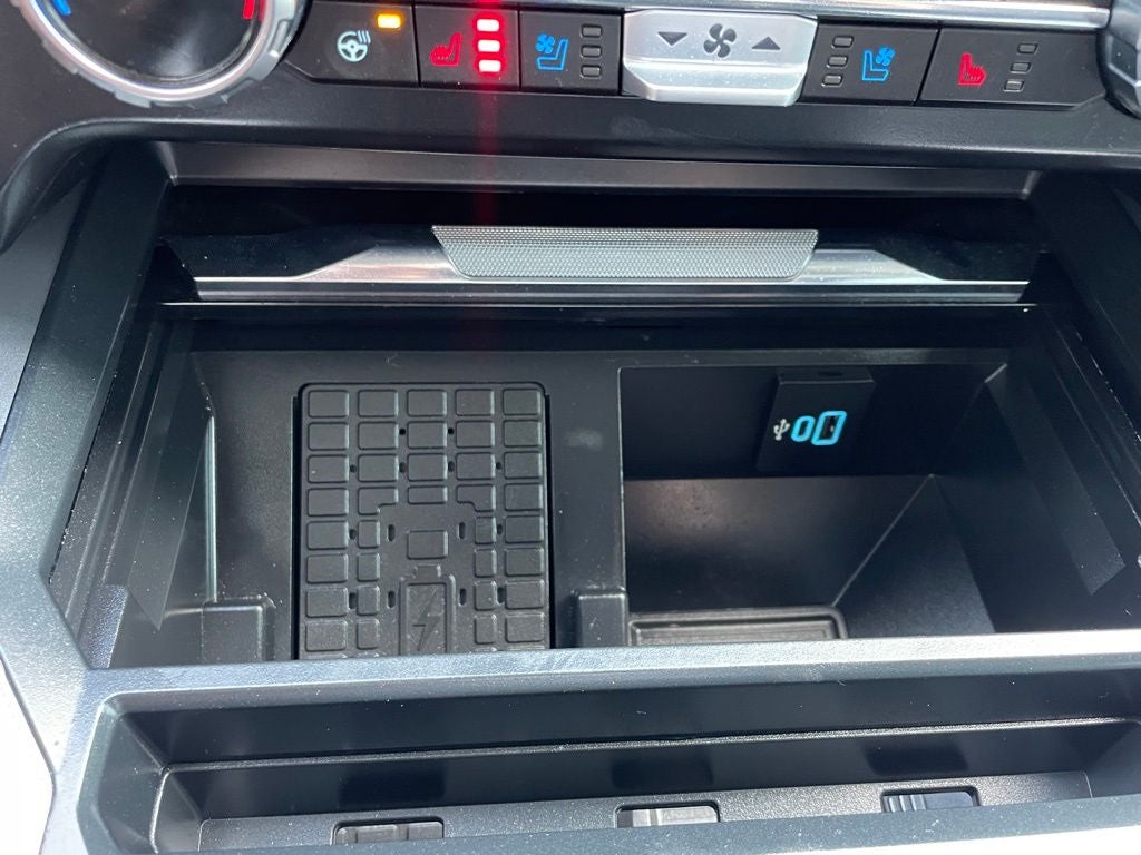 2024 Ford F-250SD Lariat 4X4 / HEATED SEATS / NAV