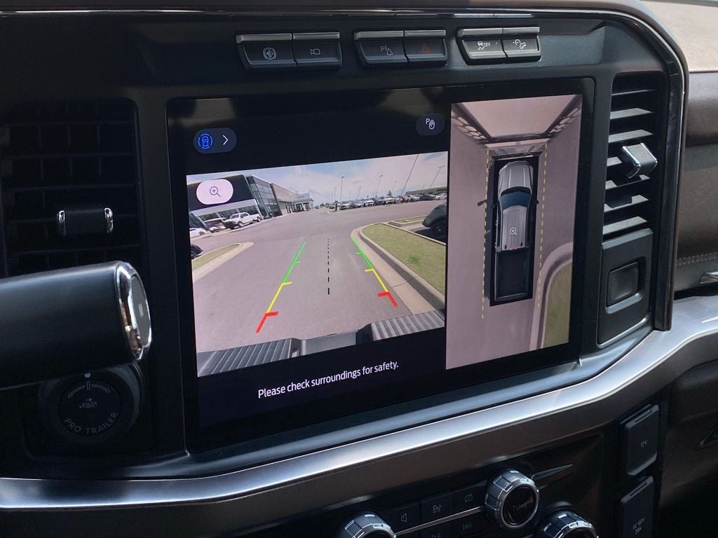 2024 Ford F-250SD King Ranch NAV / HEATED SEATS / 4X4