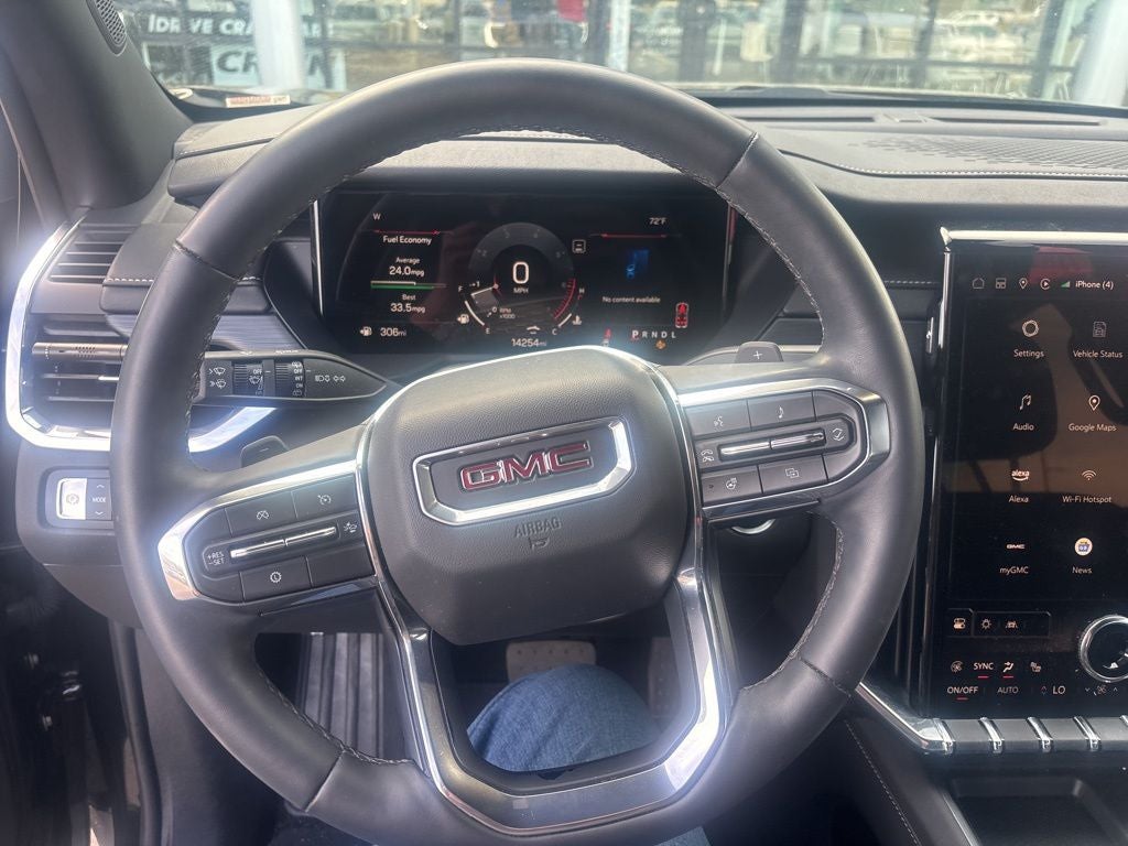 2024 GMC Acadia Elevation