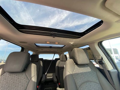 2015 GMC Acadia SLE-2 LOW PAYMENTS