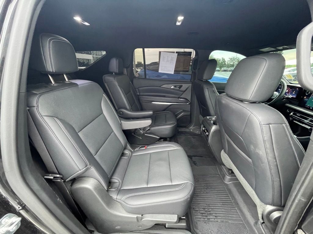 2025 Chevrolet Traverse LT CLEAN CARFAX / ONE OWNER