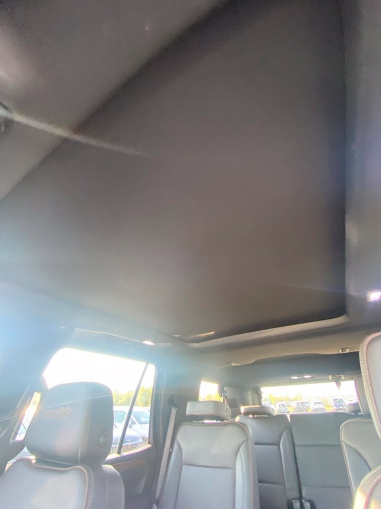 2023 Chevrolet Tahoe High Country ONE OWNER / SUNROOF / LEATHER / HEATED SEATS