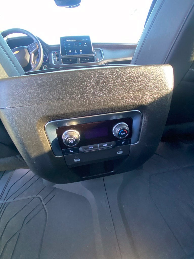 2023 Chevrolet Tahoe High Country ONE OWNER / SUNROOF / LEATHER / HEATED SEATS
