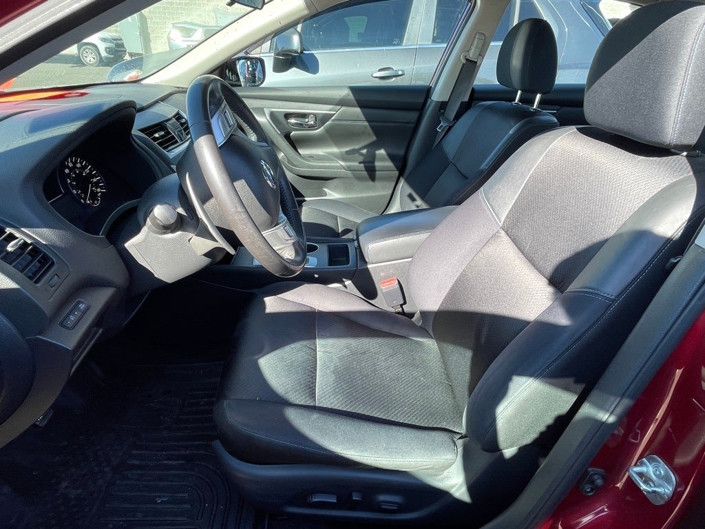 2017 Nissan Altima 2.5 SR LOW PAYMENTS