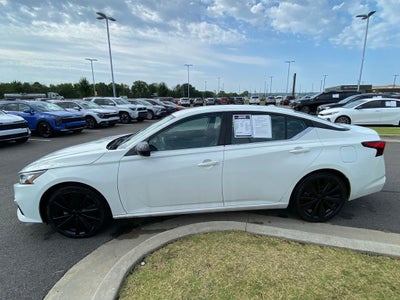 2021 Nissan Altima 2.5 SR BLIND SPOT / POWER DRIVERS SEAT