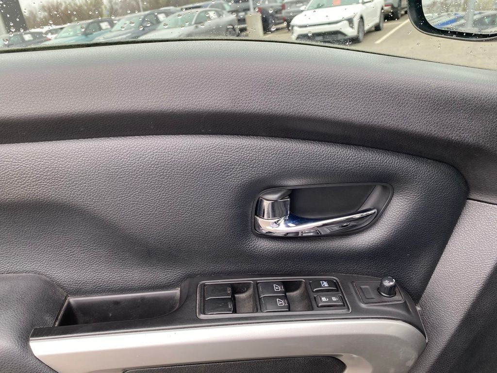 2018 Nissan Titan SV