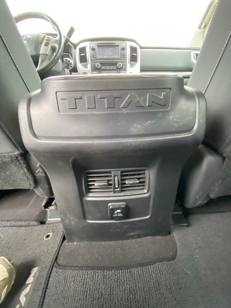 2018 Nissan Titan SV