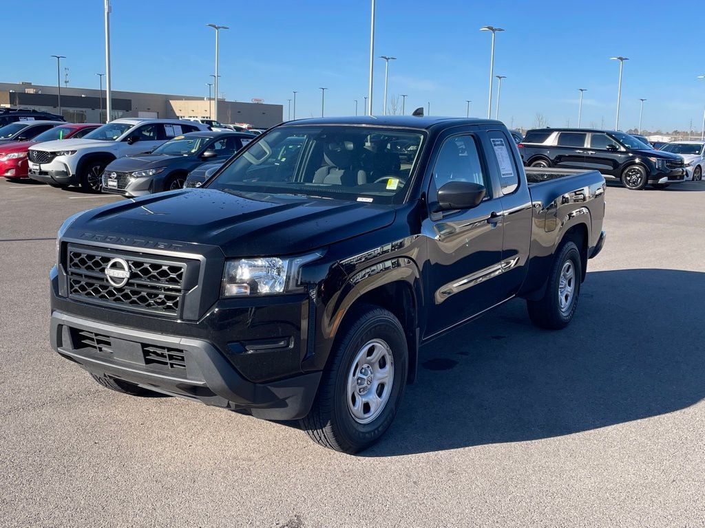 2023 Nissan Frontier S