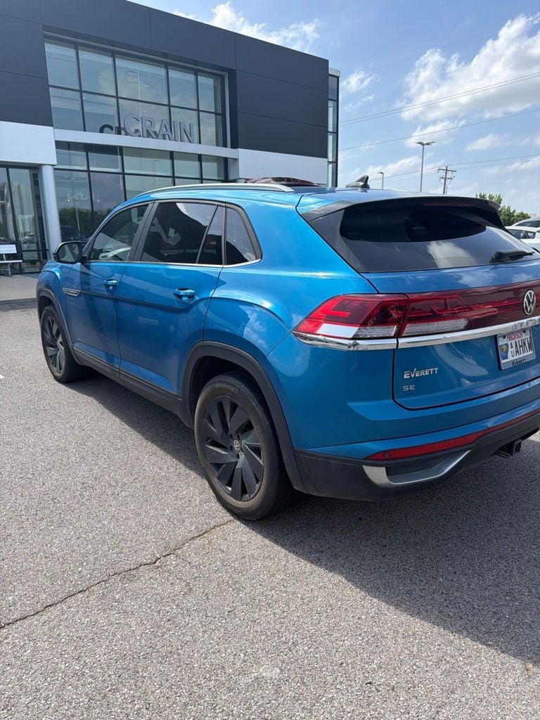 2024 Volkswagen Atlas Cross Sport 2.0T SE w/Technology