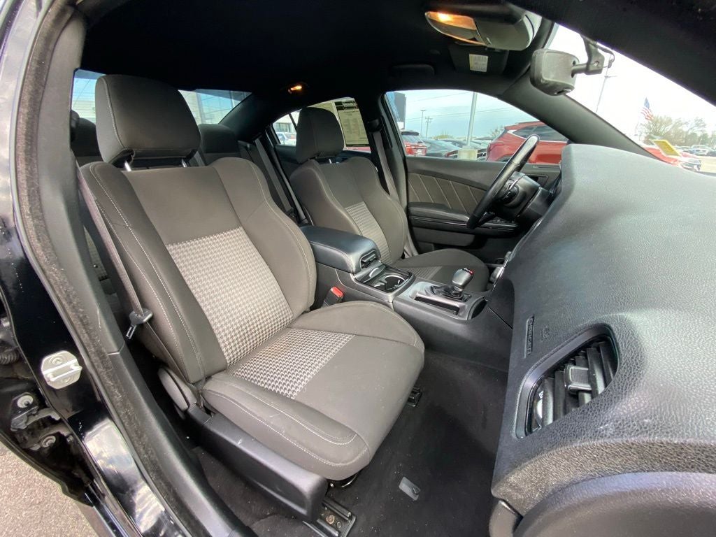 2023 Dodge Charger R/T V8 / CLEAN CARFAX / HEATED SEATS