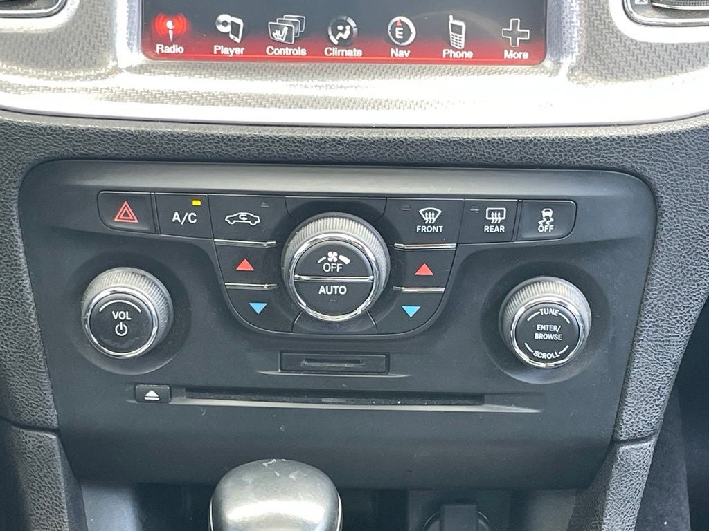 2014 Dodge Charger R/T HEATED SEATS / CLEAN CARFAX / NAV
