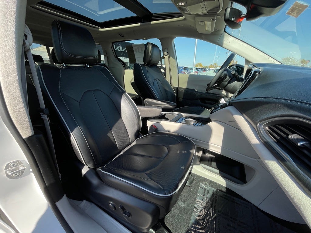 2024 Chrysler Pacifica Limited HEATED SEATS / LEATHER / MOONROOF